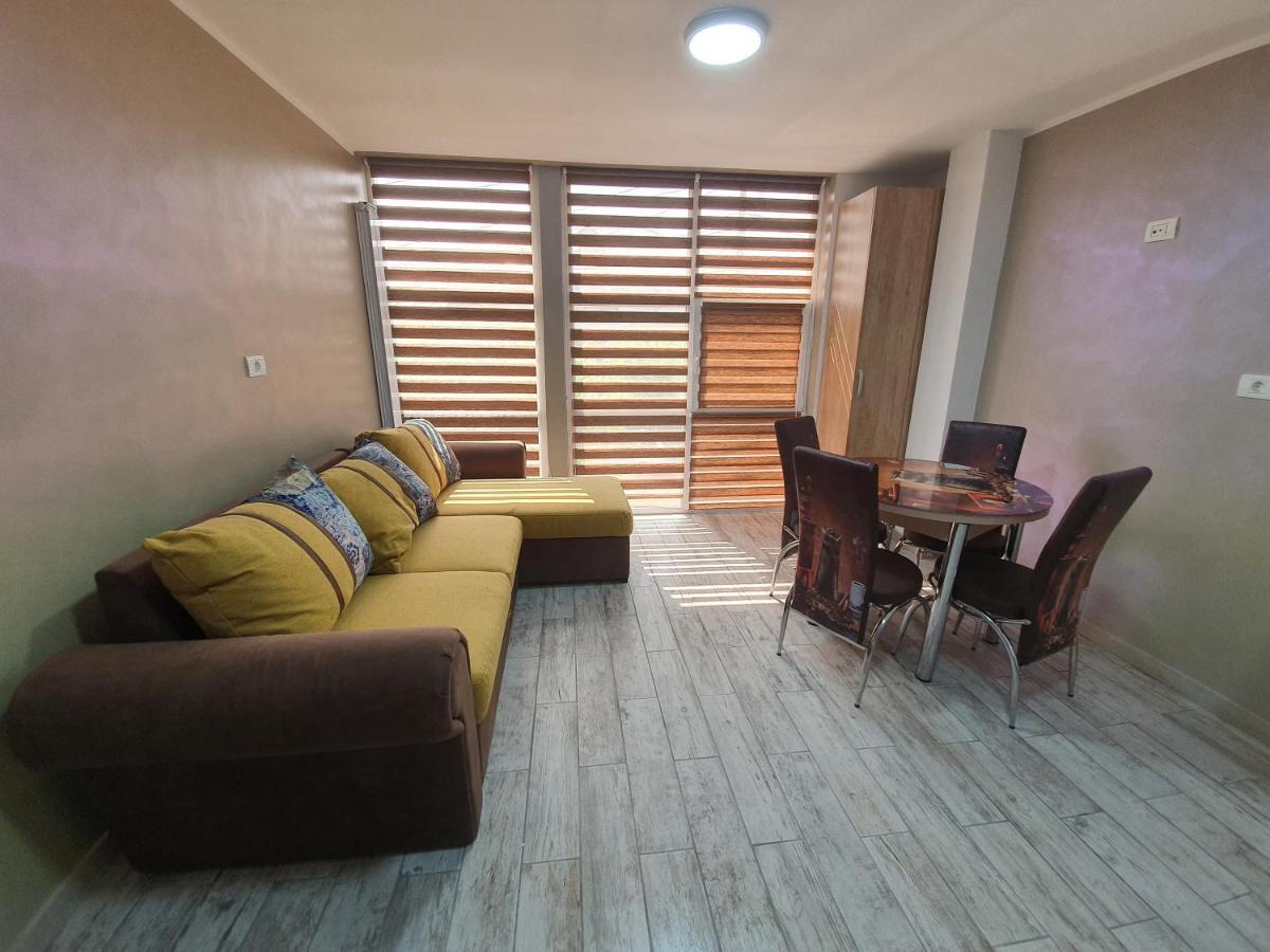 Apartament Negris Bîrlad Exterior foto